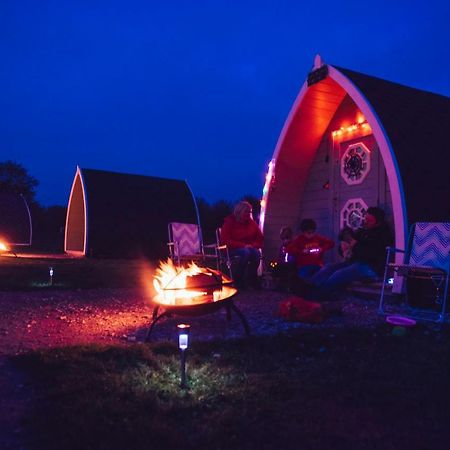 Camping Pod Near Lake Hotel Preston  Zewnętrze zdjęcie